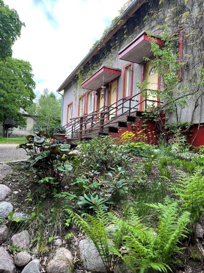 Hostel Koulumaeki Karkola Exteriér fotografie